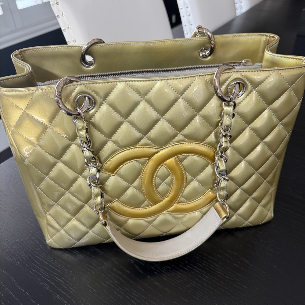 CHANEL Metallic Gold Quilted Tote